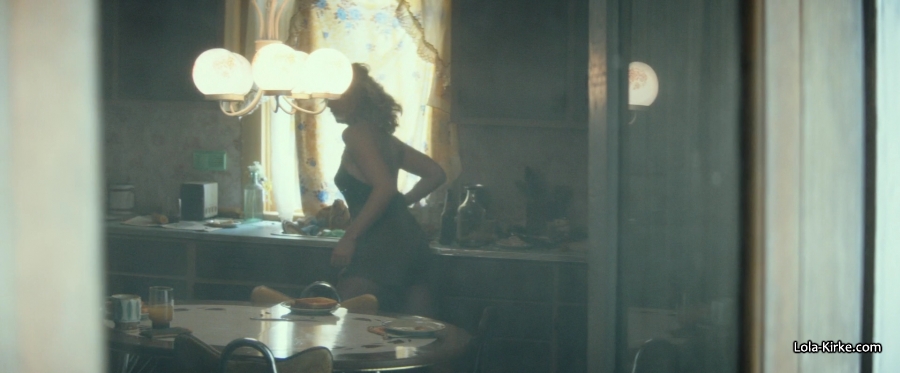 American_Woman_2019_2829829.JPG