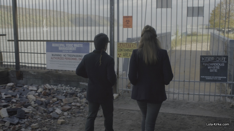 MITJ_S1x09_2821529.jpg