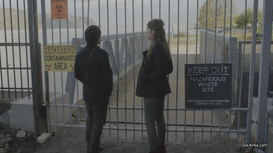 MITJ_S1x09_2822229.jpg