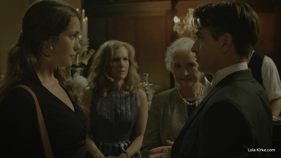 MITJ_S2x04_288229.jpg