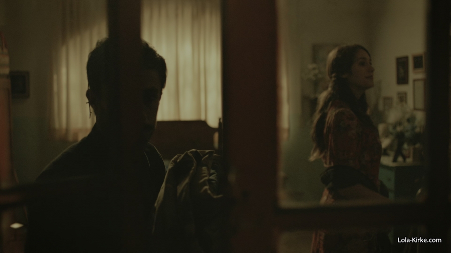 MITJ_S2x06_2827129.jpg