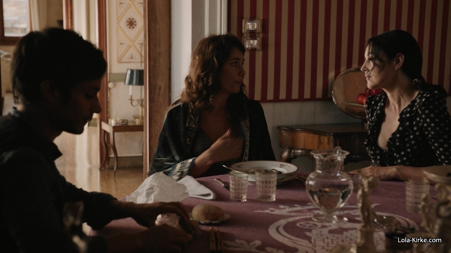 Click to view full size image
==============
MITJ_S3x02_2820829.jpg MITJ_S3x02_2820829.jpg