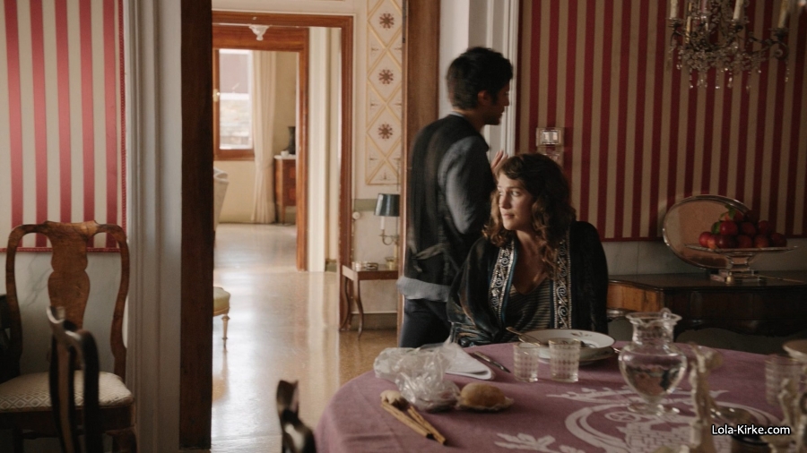 Click to view full size image
==============
MITJ_S3x02_2824729.jpg MITJ_S3x02_2824729.jpg