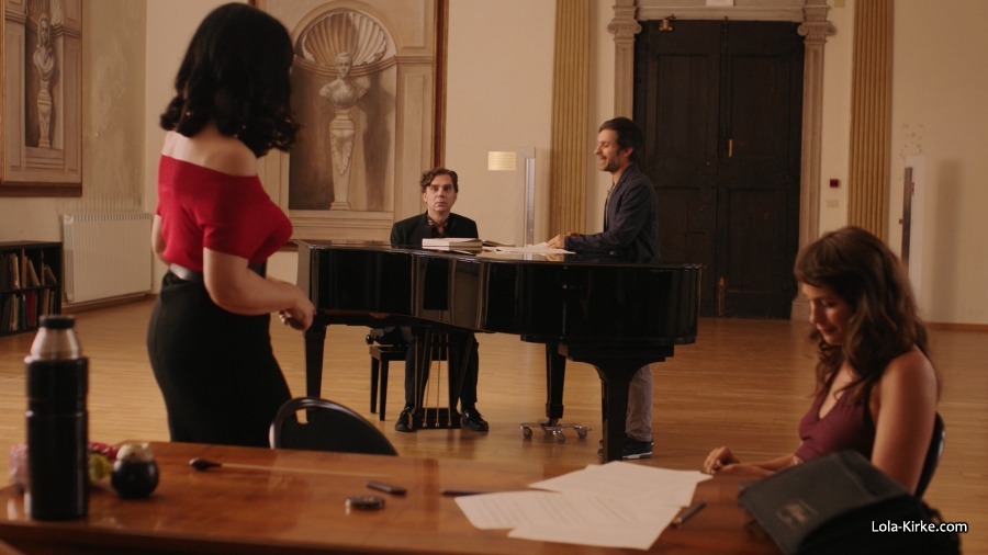 MITJ_S3x03_283229.jpg