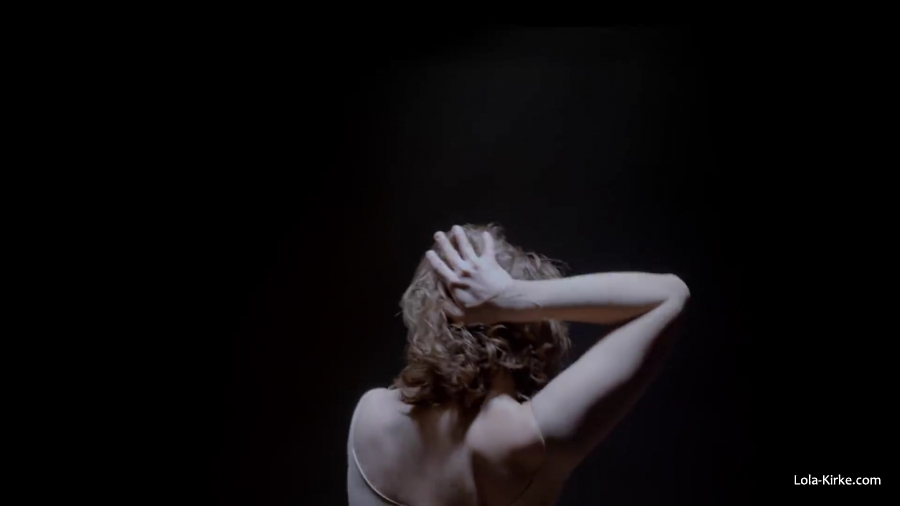 Lola_Kirke_-_Sexy_Song_286129.JPG