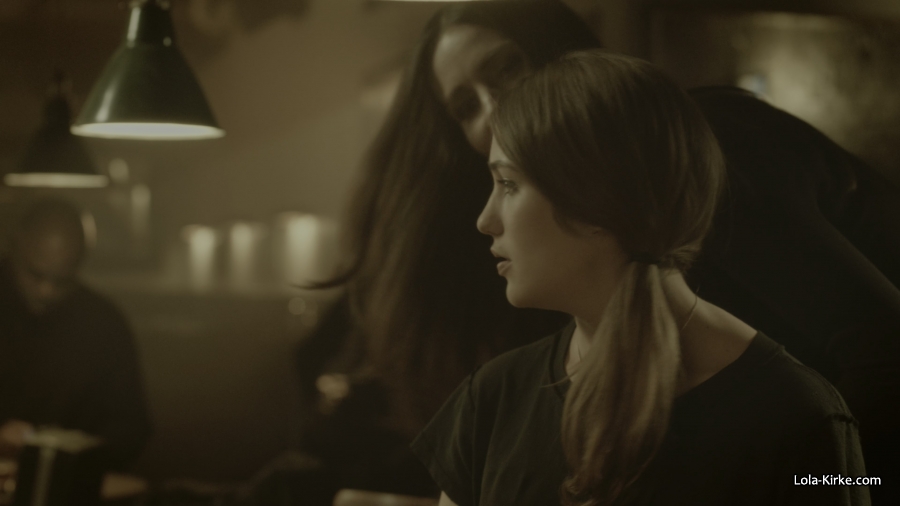 MITJ_S1x01_2821529.jpg