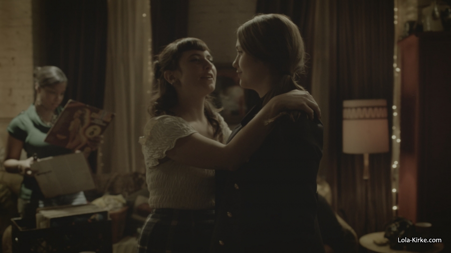Click to view full size image
==============
MITJ_S1x01_2825129.jpg MITJ_S1x01_2825129.jpg