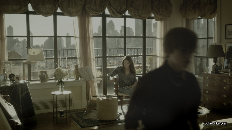 MITJ_S1x01_283429.jpg