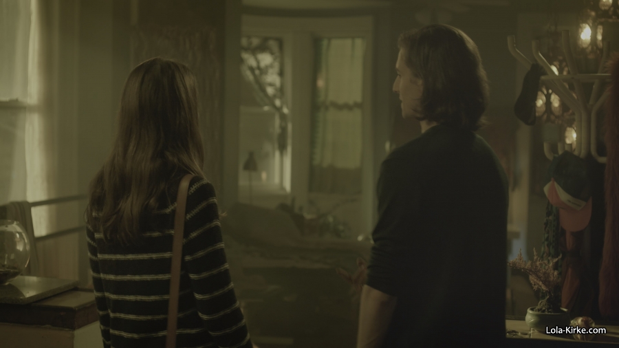 Click to view full size image
==============
MITJ_s1x02_2822529.jpg MITJ_s1x02_2822529.jpg