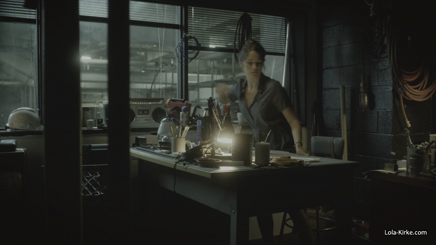 Click to view full size image
==============
MITJ_S1x04_2810429.jpg MITJ_S1x04_2810429.jpg