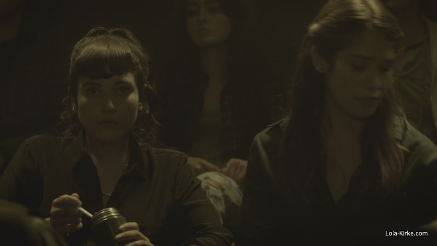 Click to view full size image
==============
MITJ_s1x05_2812329.jpg MITJ_s1x05_2812329.jpg