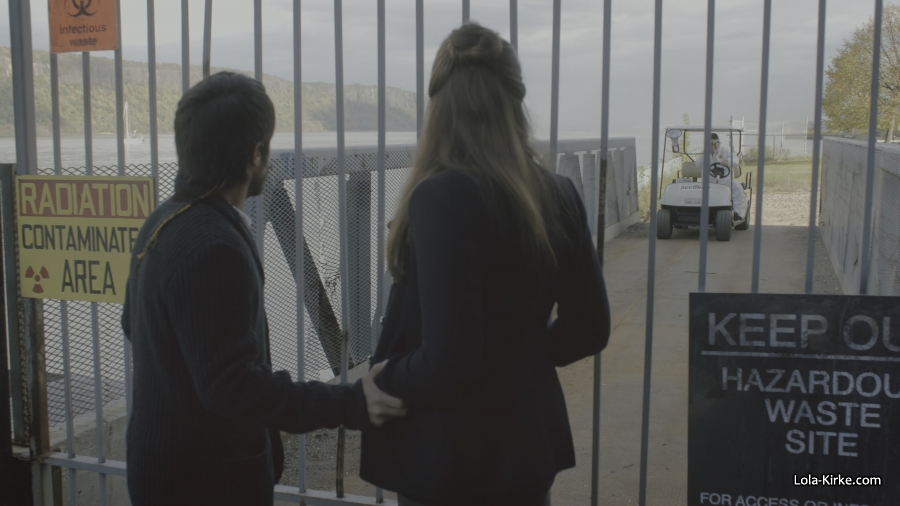 MITJ_S1x09_2823029.jpg