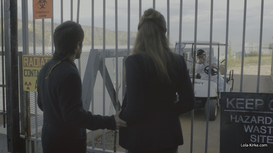 MITJ_S1x09_2823729.jpg