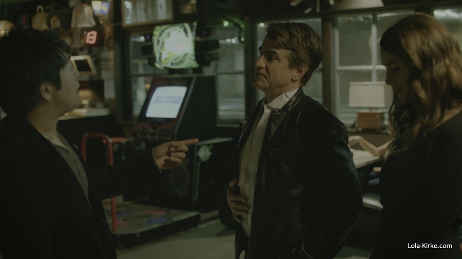 MITJ_S2x04_2810929.jpg