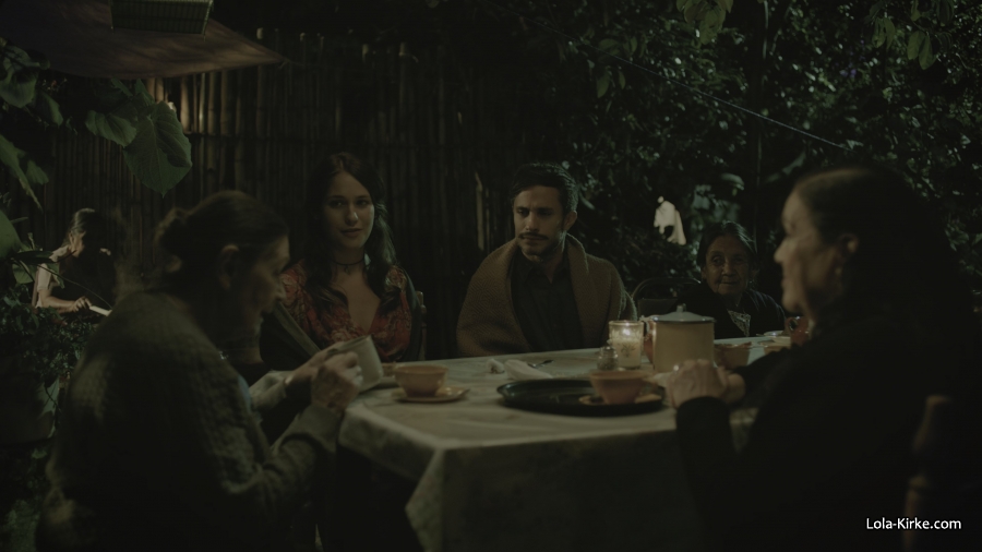 MITJ_S2x06_2822329.jpg