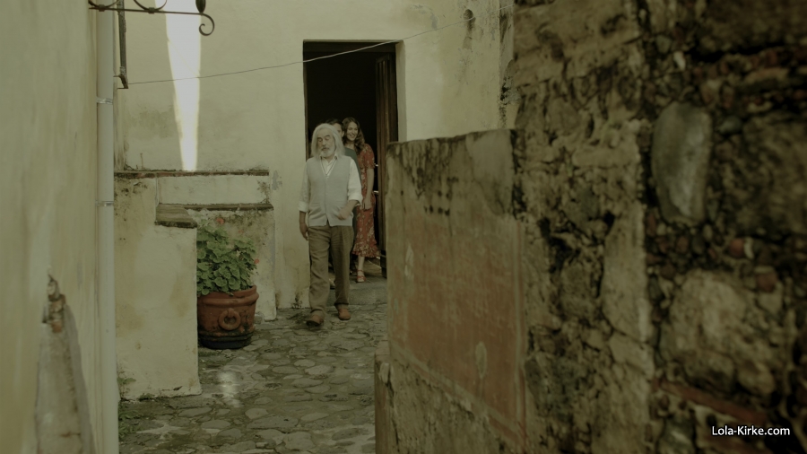 MITJ_S2x06_2831729.jpg