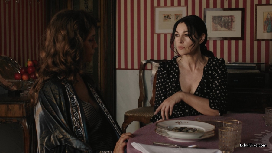 Click to view full size image
==============
MITJ_S3x02_2815129.jpg MITJ_S3x02_2815129.jpg