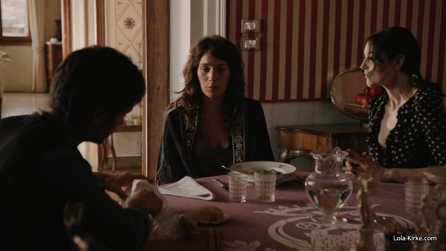 Click to view full size image
==============
MITJ_S3x02_2820629.jpg MITJ_S3x02_2820629.jpg