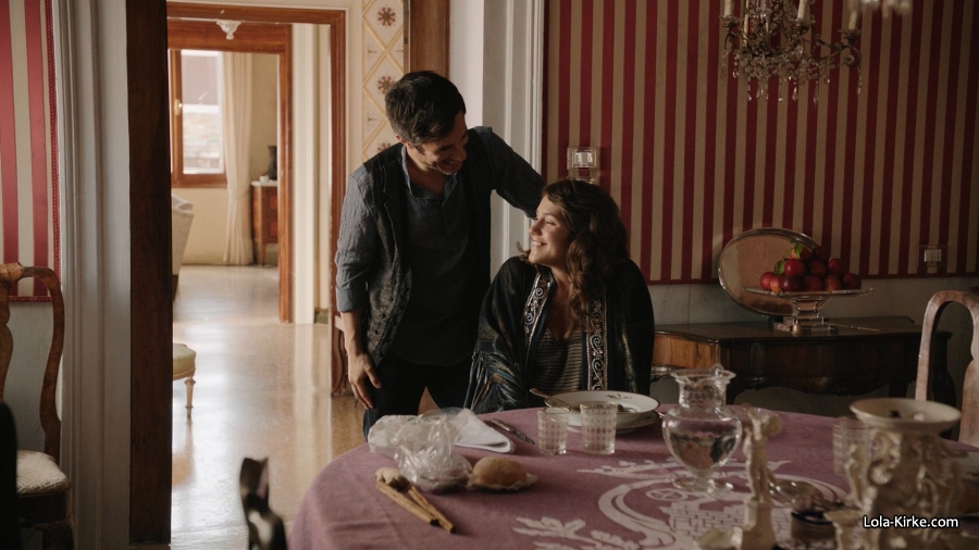 Click to view full size image
==============
MITJ_S3x02_2823329.jpg MITJ_S3x02_2823329.jpg