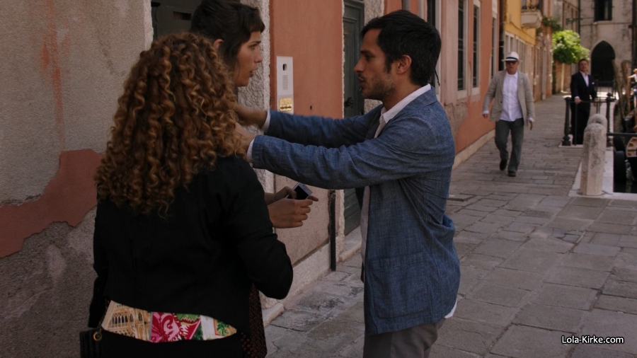 Click to view full size image
==============
MITJ_S3x04_2812729.jpg MITJ_S3x04_2812729.jpg