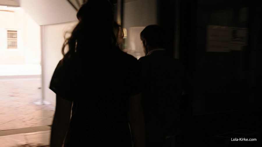 Click to view full size image
==============
MITJ_S3x04_289929.jpg MITJ_S3x04_289929.jpg