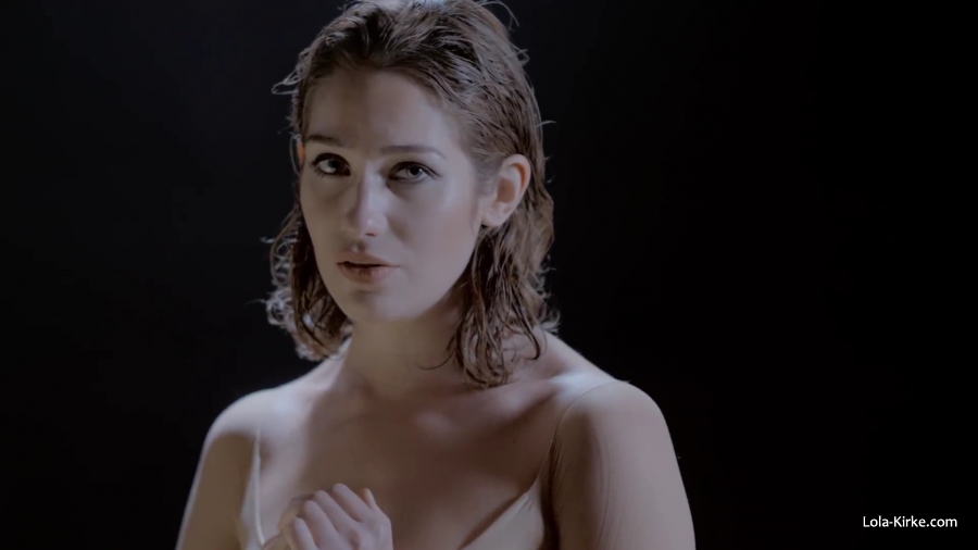 Lola_Kirke_-_Sexy_Song_2812729.JPG