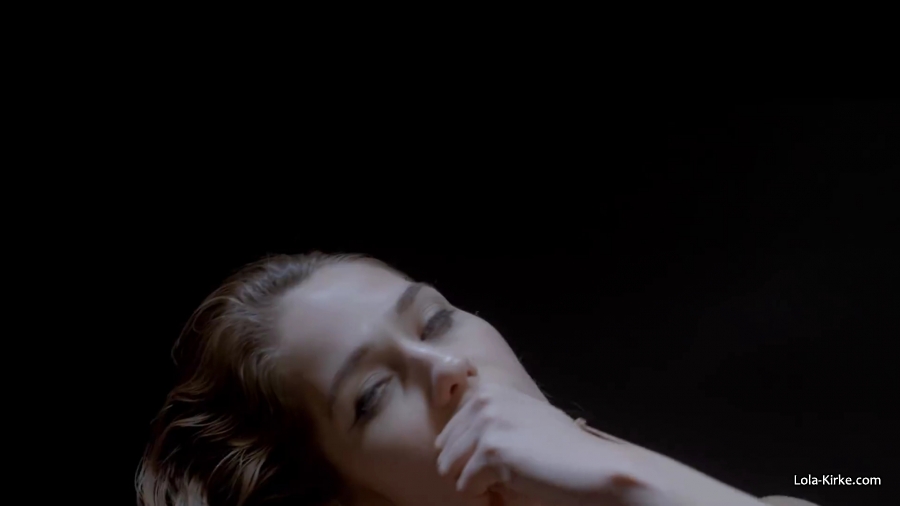 Lola_Kirke_-_Sexy_Song_283529.JPG